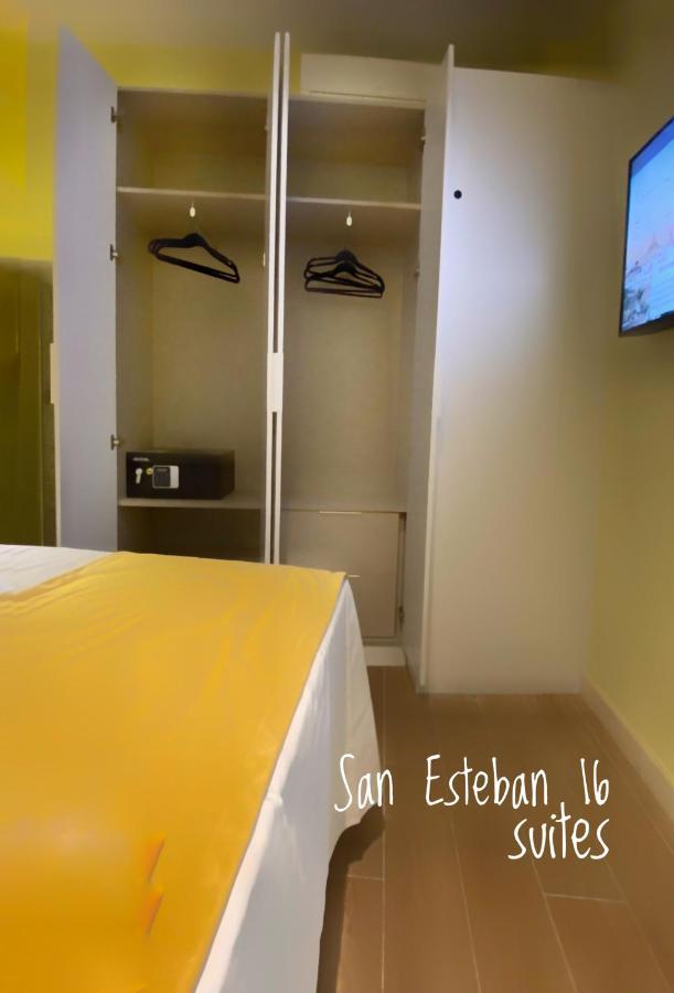 Triplex San Esteban 16 Senorial Apartment Севиля Екстериор снимка